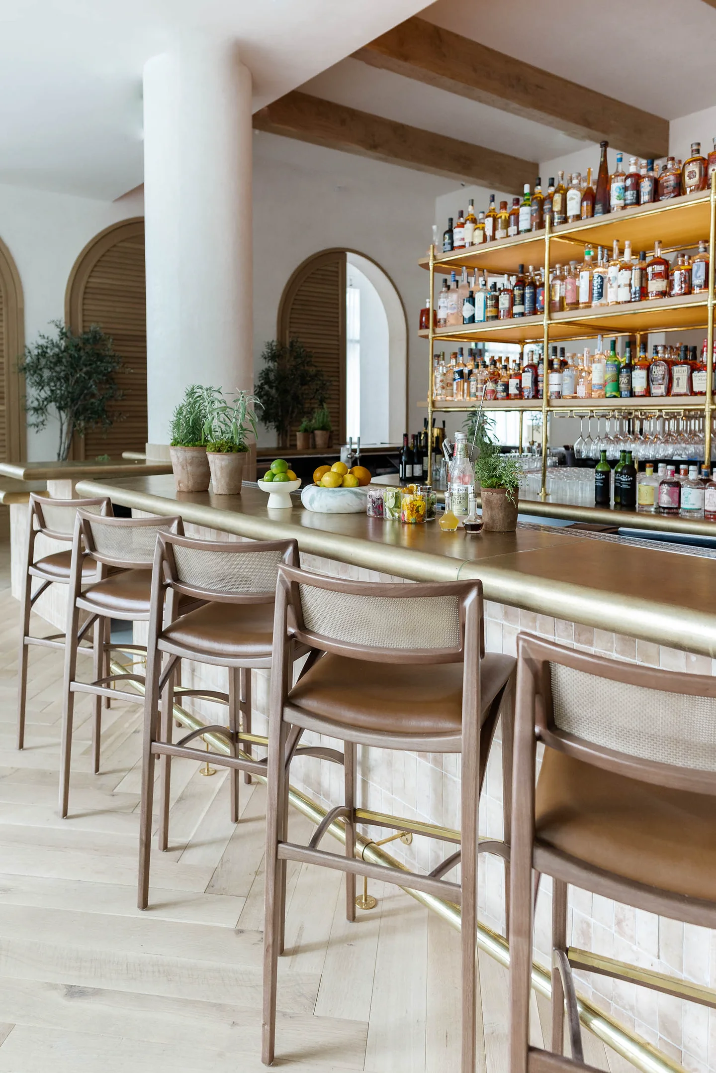 The brass bar at Predalina