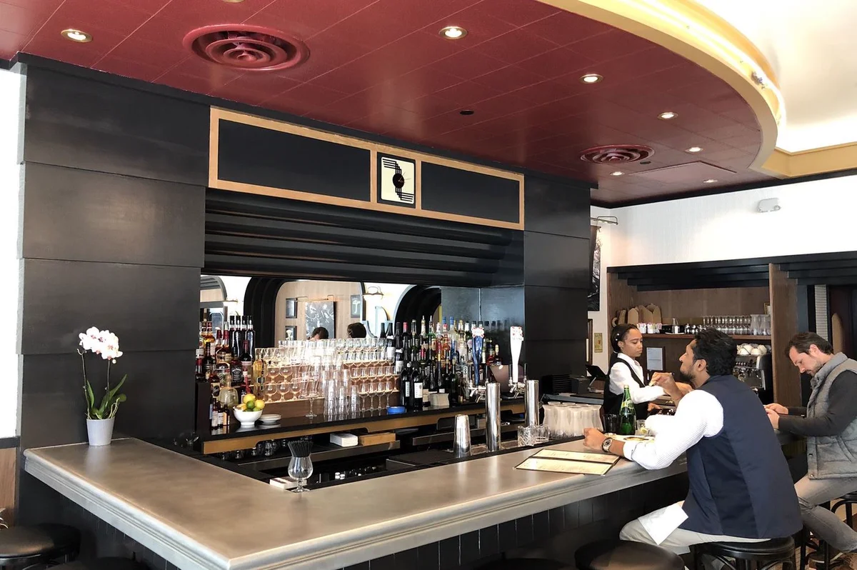 Custom cast zinc bartop by La Bastille