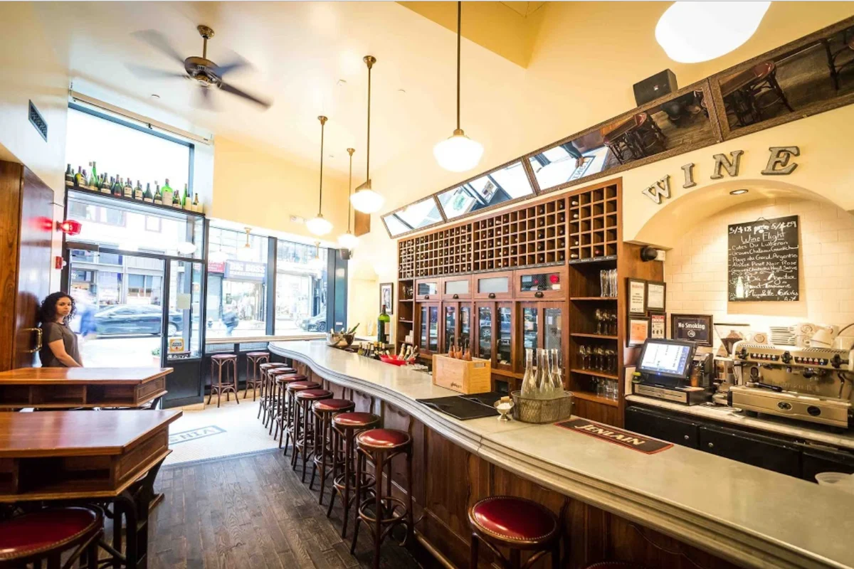 Custom cast zinc bartop by La Bastille